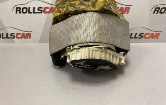Mercedes-Benz C W203 Rear seatbelt 43594