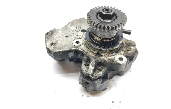 Mercedes-Benz ML W164 Fuel injection high pressure pump A6420700501 0445010145
