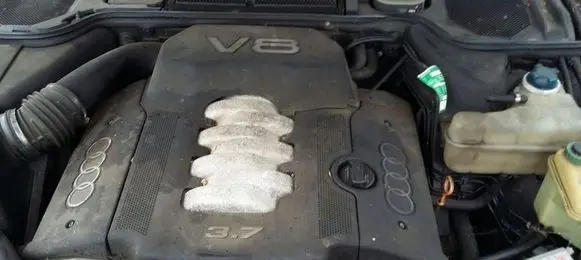 Audi A8 S8 D2 4D Engine brak