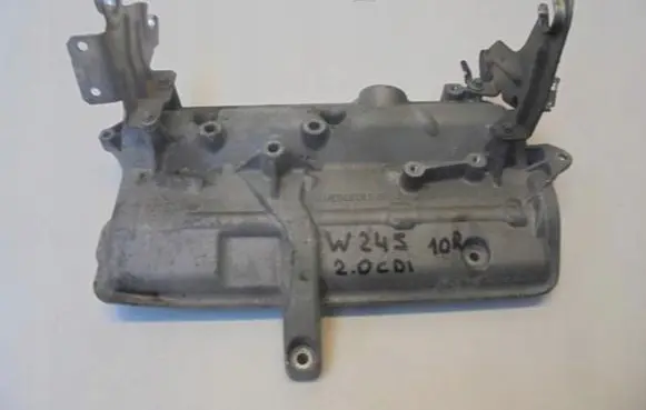 Mercedes-Benz B W245 Rocker cam cover 