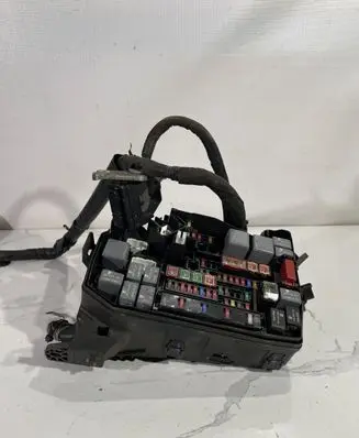 Toyota Auris E180 Fuse box set 602730
