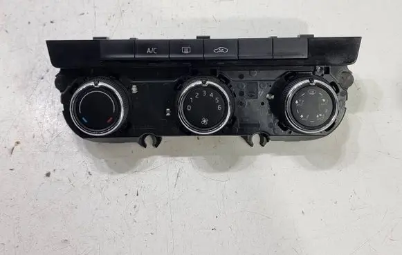 Skoda Octavia Mk3 (5E) Climate control unit 5E0820047D 5HB01117510 1301510267