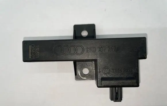 Audi A7 S7 4G Keyless (KESSY) go control unit/module 8K0907247