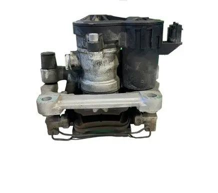 Ford Escape IV Rear brake caliper LX612D251BNC