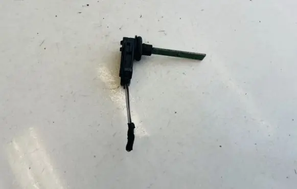 Audi A6 S6 C5 4B Interior temperature sensor 4b0820539