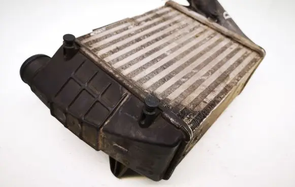 Audi A4 S4 B7 8E 8H Intercooler radiator 8E0145806L