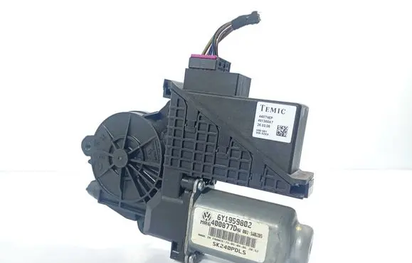Skoda Fabia Mk1 (6Y) Front door window regulator with motor 6Y1959802 400877D 001SW0205