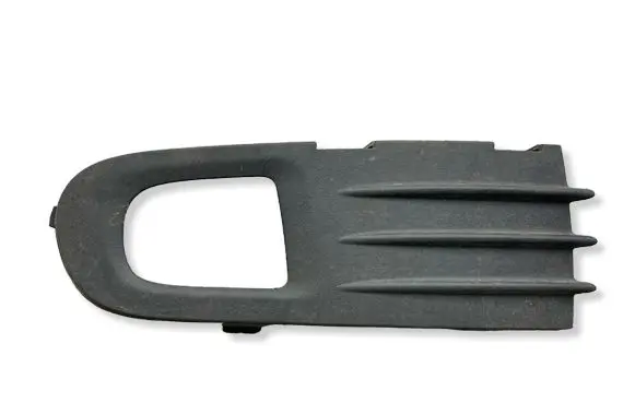 Volvo V50 Front bumper lower grill 30655885