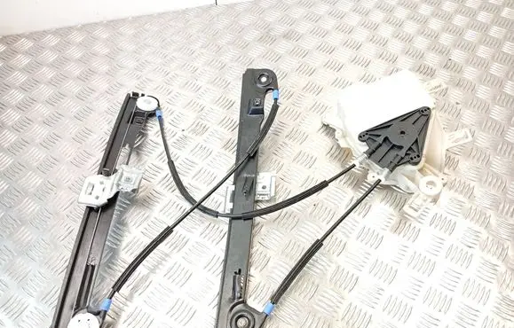 Seat Toledo III (5P) Front window lifting mechanism without motor 5P0837402J