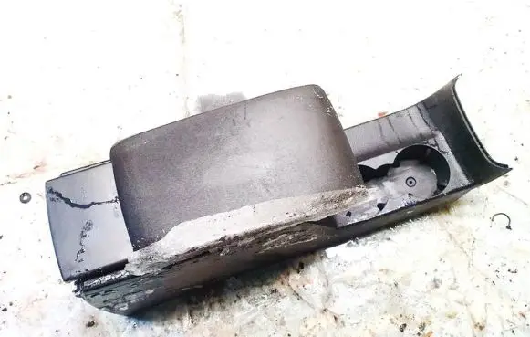 Volkswagen PASSAT B5.5 Armrest 3b0862531