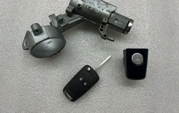 Opel Astra J Ignition lock 4121694 13279295