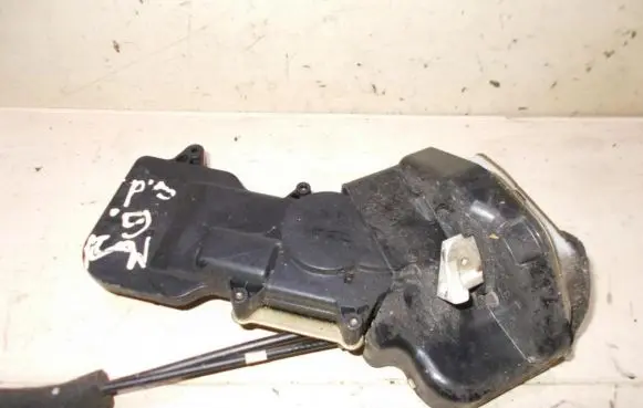 Mazda 6 Rear door lock