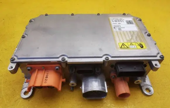 Mercedes-Benz Sprinter W907 W910 Hybrid / electric car battery A0009009824 A0009019312