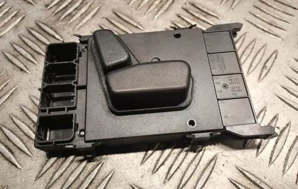 Mercedes-Benz ML W163 Seat control switch 1638201910