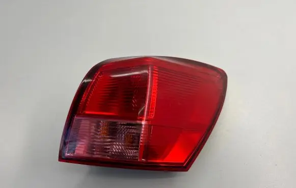 Nissan Qashqai Rear/tail lights 89070312