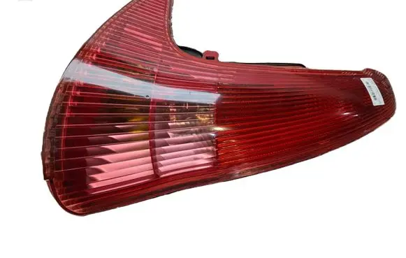 Peugeot 206 Rear/tail lights S27640000