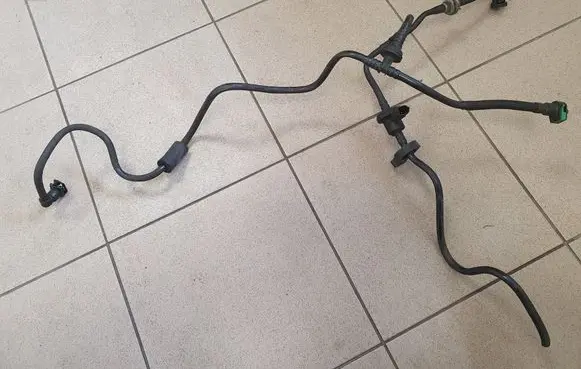 Ford Focus Vacuum line/pipe/hose BV619D289