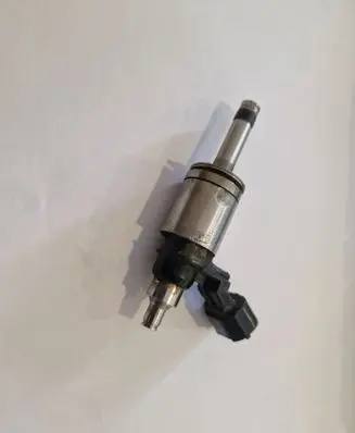 Ford Fusion II Fuel injector CM5EBB