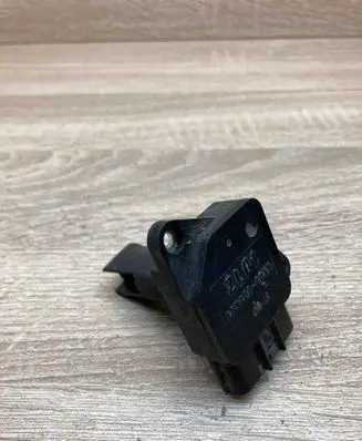 Mazda 3 I Mass air flow meter 1974002010 ZL01