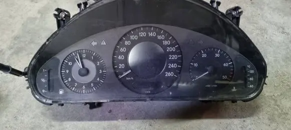 Mercedes-Benz E W211 Speedometer (instrument cluster) A2115404448 110080363003