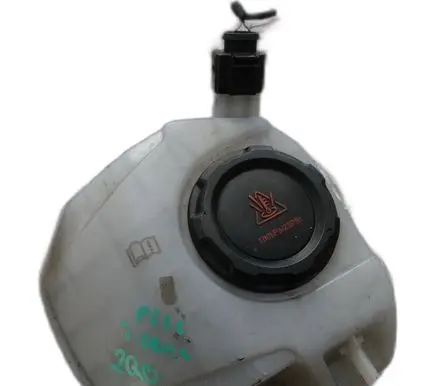 Volkswagen Polo VI Coolant expansion tank/reservoir 2Q0121407D