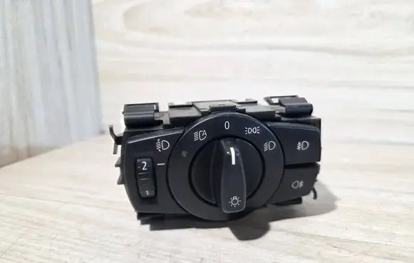 BMW 1 E81 E87 Light switch 6932792 33600101 3011051126