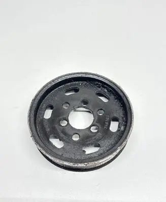 Volkswagen Golf IV Power steering pump pulley 038145255B