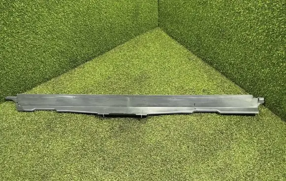 Renault Master III Radiator trim 214760020R