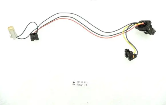 Volvo S80 Headlight/headlamp wiring loom/harness 8693555 8693556