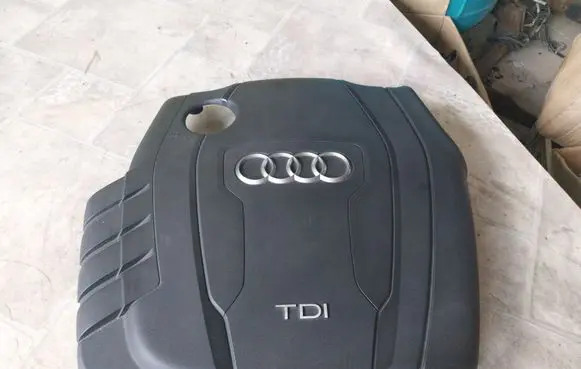 Audi A6 S6 C7 4G Engine cover (trim) 03L103925AB
