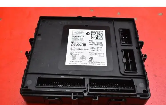 KIA Sportage Engine control unit/module ECU 95400R2200