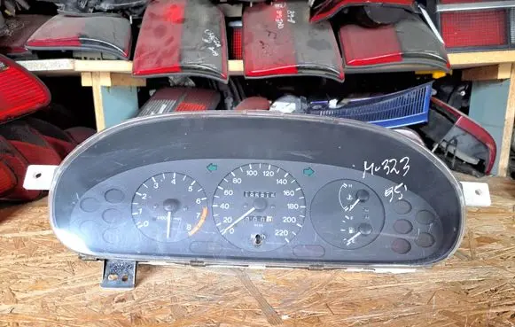 Mazda 323 Speedometer (instrument cluster) BE6M 5119 5119YNS