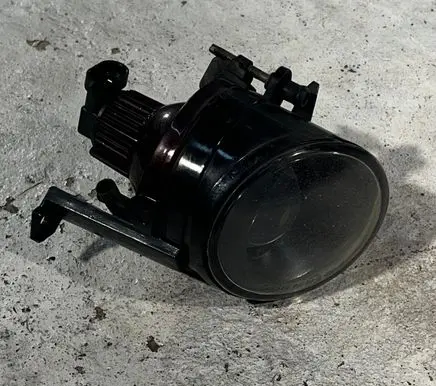 Volkswagen Touran I Front fog light 27047900