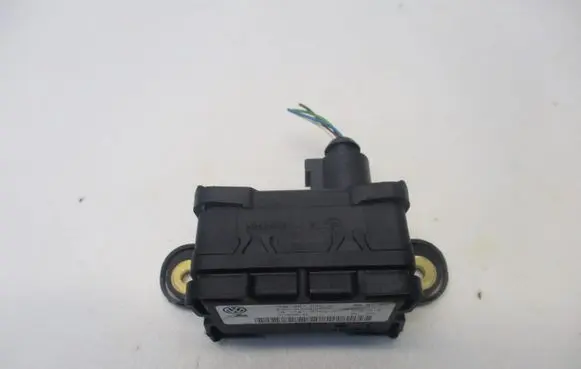 Volkswagen Golf V ESP acceleration yaw rate sensor