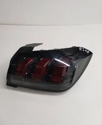 Peugeot 208 Rear/tail lights 9823216580