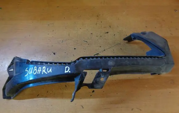 Subaru Legacy Front bumper mounting bracket