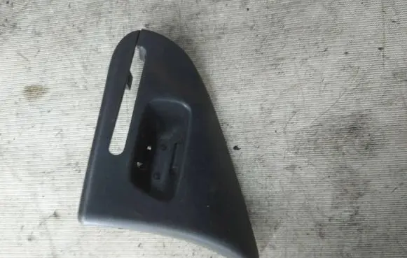 Ford Galaxy Seat belt trim 7m0868856
