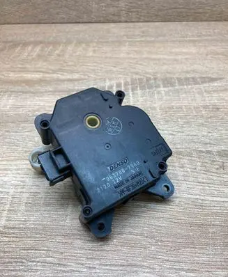 Toyota Prius (XW20) Air flap motor/actuator 0637007960 212012V5F