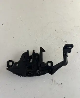 Nissan Terrano Engine bonnet/hood lock/catch