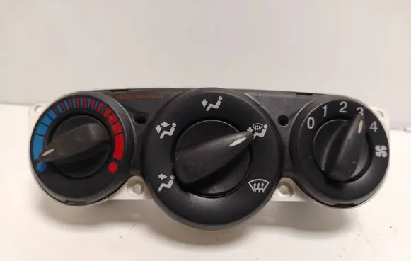 Ford Focus Climate control unit 98AB18C419