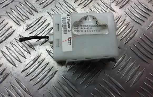 Subaru Legacy Door central lock control unit/module 88035AG010