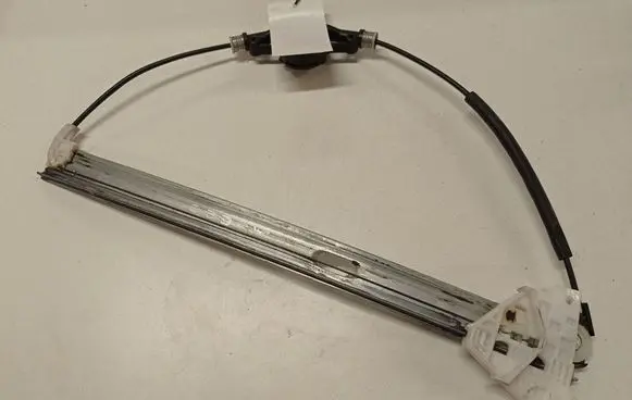 Mazda 3 II Front window lifting mechanism without motor