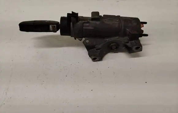 Audi A4 S4 B6 8E 8H Ignition lock 4B0905851B