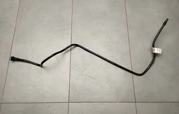 BMW 7 G11 G12 Fuel return line/hose 7356600