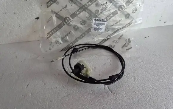 Fiat Punto Evo Engine bonnet/hood lock release cable 52095654 68442621AA
