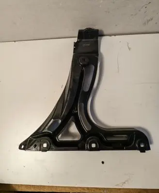 BMW 5 E60 E61 Bumper support mounting bracket corner 