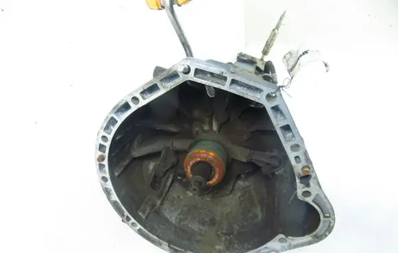 Mercedes-Benz C AMG W204 Manual 6 speed gearbox 2042600400