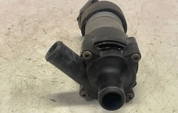Mercedes-Benz C W203 Electric auxiliary coolant/water pump 2036850064 0392020076 2028350064