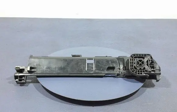 Alpine B3 B4 B5 B6 E90 E91 E92 E93 Coolant radiator 8666839