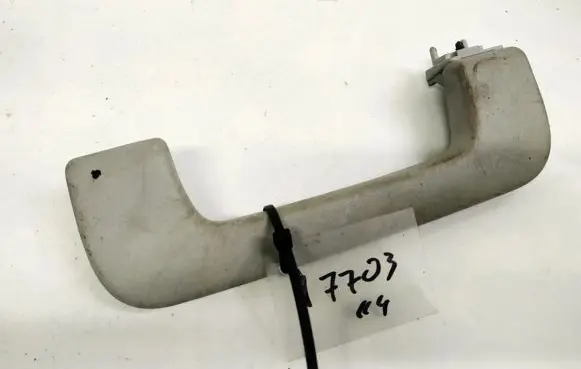 Audi A6 S6 C6 4F Front interior roof grab handle 8P0857607C